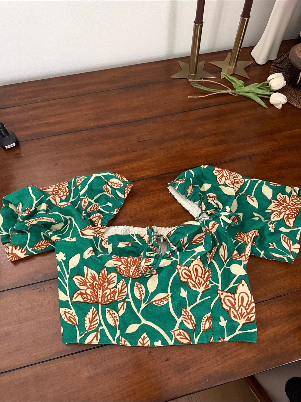 Sezane Green Floral Puff-Sleeve Crop Top with Cream and Rust Accents